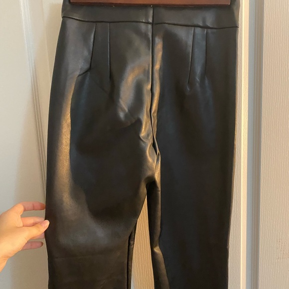 Dynamite black faux leather pants - Picture 2 of 7